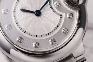 Montres de créateur haut de gamme exquises pour messieurs, bracelet en acier inoxydable de luxe, cristal saphir, mécanique automatique, résistant à l'eau - Product Image 2