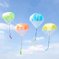 Parachute volant en plein air drôle jeux de sport jouet pour enfants Mini soldat éducatif pour garçons et filles boîte emballée cadeau