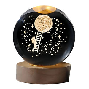 Small Bridge Factory Vente en gros Boule de cristal vierge avec base en bois, personnalisable par gravure DIY, lumineuse, écologique, objet de collection de Noël - Product Image 2