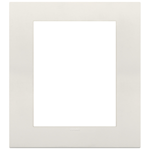 Placa de Puerta Clásica 8M Color Marfil, 18.5cm de Largo, 2.2cm de Alto, Vimar - Product Image 1