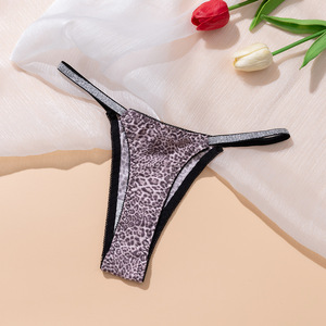 Tanga de Satén con Estampado de Leopardo para Mujer, con Brillantina, Tirantes Finos, Ropa Interior Sexy, Lencería Íntima para Dama, Venta al Por Mayor - Product Image 5