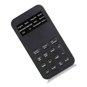 Changeur <span class=keywords><strong>de</strong></span> Modes vocaux Diffusion en direct Changements <span class=keywords><strong>de</strong></span> son Microphone Mini modulateur vocal Portable pour téléphone <span class=keywords><strong>PC</strong></span> Tablette Ordinateur portable - Product Image 1