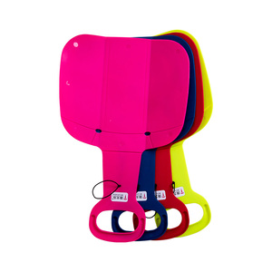 <span class=keywords><strong>Luge</strong></span> à neige pliable <span class=keywords><strong>en</strong></span> <span class=keywords><strong>plastique</strong></span> écologique, durable et portable, 59x40cm, 0,3kg, options multicolores pour l'hiver <span class=keywords><strong>en</strong></span> plein air - Product Image 4
