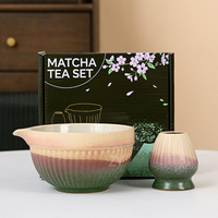 En stock, bol à matcha en céramique japonais multicolores avec bec verseur, texture côtelée verticale, chawan avec support, ensemble matcha 2 pièces