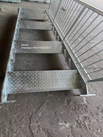 Escalier extérieur en acier inoxydable galvanisé Escalier extérieur droit antirouille