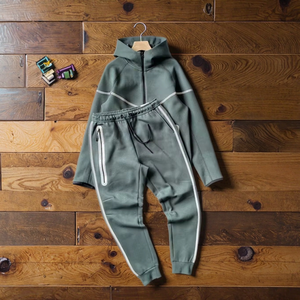 Penjualan laris 2025 set Hoodie kasual <span class=keywords><strong>2</strong></span> buah Fashion Top musim gugur musim dingin bulu domba logo teknologi kustom Tracksuit pria tebal reflektif - Product Image 1