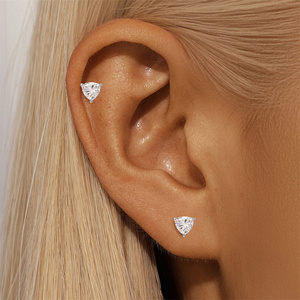 Pendiente Minimalista de Plata de Ley S925 con Morganita Corazón de 1 Quilate, Color D, Bañado en Rodio, Oro Blanco, Tipo Stud de Cabeza Plana, Regalo - Product Image 2