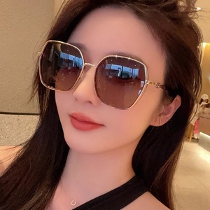 Lunettes de soleil pour femmes, rectangulaires, monture intégrale, polarisées, UV400, protection solaire tendance, adulte 2025 - Product Image 4