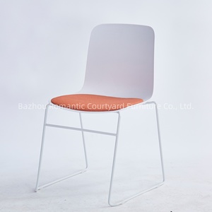 Luxury Dining <strong>Chairs</strong> Soft Seats Customized Different Colors Plastic Stacking Metal Legs Cushion Seat Dining <strong>Chairs</strong> - Product Image 4