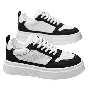 Scarpe da Uomo Estive di Tendenza, Originali con Stampa, in PU e Mesh, Sportive, con Rialzo, Stile <span class=keywords><strong>McQueen</strong></span>, <span class=keywords><strong>Bianche</strong></span> - Product Image 1