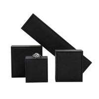WeiMei Usine Vente en Gros Cuir PU Noir Led Light Jewlery Boîte à Bagues Lampe Blanche Luxe Avec Ampoule Emballage Boîte à Bijoux