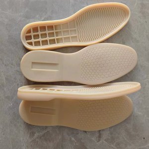 Suela de goma duradera tamaño de color personalizado casual antideslizante zapatos de skate suela zapatos casuales suela - Product Image 3