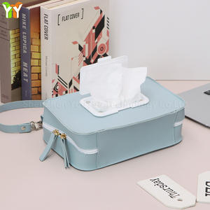 Porte-lingettes humides pour bébé réutilisable et portable, sac en cuir PU, pochette de transport pour les voyages avec un conteneur de lingettes humides pour adultes et bébés - Product Image 4