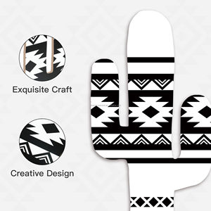 Arte de Parede em Madeira Estilo Fazenda Luxuosa com Padrão em Preto e Branco para Decoração de Casa - Presente de Aniversário - Product Image 2