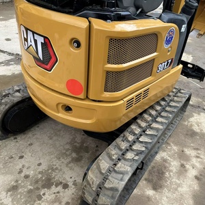 Mini-excavatrice sur chenilles d'occasion Cat301.7 de 1,7 tonne, modèle 2022, en excellent état (moteur, boîte de vitesses, pompe), vente chaude à prix réduit - Product Image 2