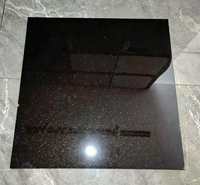Dalle de granit noir Galaxy poli avec des reflets dorés, pour escaliers, murs-rideaux, revêtements de sol, comptoirs, décoration d'hôtels et de villas