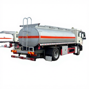Camion-citerne à huile HOWO 15000L, camion de ravitaillement en diesel Sinotruck 4x2, camion-citerne à carburant à vendre - Product Image 4