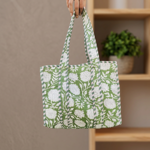 Bolso Tote con Estampado Floral Verde y Correas de Hombro a Juego para Compras Diarias y Salidas Informales, con Detalles Decorativos - Product Image 2