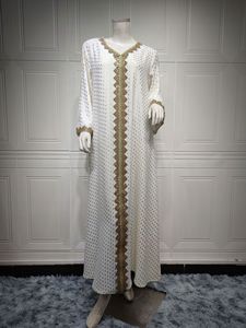 Yibaoli - Abaya Kaftan Dubái, Caftán Femenino Bordado con Estampado Dorado, Kaftán Marroquí al por Mayor - Product Image 5