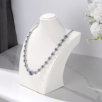 Ensemble de présentoirs à bijoux en PU blanc de qualité supérieure pour colliers, boucles d'oreilles, bagues, bracelets, vente au détail, rangement domestique, nouveau design 2026 ODM
