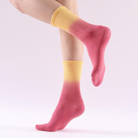 Chaussettes de yoga, de sport, de fitness et de Pilates colorées, tendance et antidérapantes, en gros et sur mesure