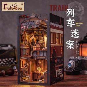 Serre-livres en bois fait main, modèle de maison miniature DIY, scène de chalet, blocs de construction à assembler soi-même, petit cadeau pour garçons et filles - Product Image 3