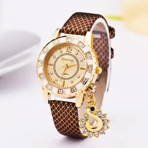 Completo diamante ciondolo in pelle PU braccialetto orologio moda donna orologio braccialetto orologio all'ingrosso