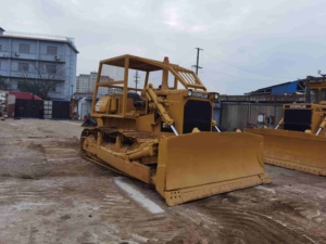 รถดันดิน CAT D7G มือสอง - น้ำหนัก 20580 กิโลกรัม ใช้งานน้อย เหมาะสำหรับงานก่อสร้างขนาดกลาง - Product Image 4