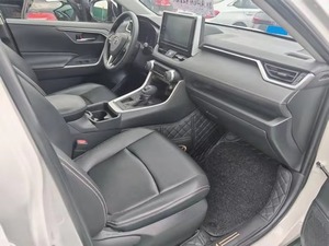 Uesd para Toyota RAV4 Rongfang Plus versión 2.0L CVT coche con modos deportivos utilizados - Product Image 5