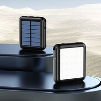 Batterie Externe Solaire Compacte 10000mAh avec Rétroéclairage et Câble, Chargeur Mobile Personnalisable en Gros