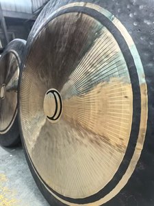 Gong Chao de Bronce B20 de 80 cm, Hecho a Mano, con Patrón de Rayos Lunares, para Sanación Sonora - Product Image 6