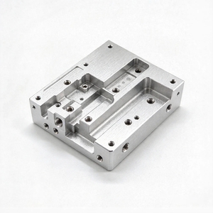Bloque de Válvulas de Latón Mecanizado por CNC de Alta Precisión, Componentes de Control de Fluidos Hidráulicos y Neumáticos OEM - Product Image 1