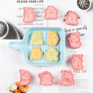 8 pezzi Set di stampini per biscotti di Halloween in plastica 3D stampini per biscotti con espressioni di fantasmi di zucca stampini per biscotti - Product Image 6