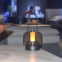 2025 nouveau produit moderne extérieur lumière chaude Rechargeable sans fil Portable Table tactile lampe lanterne
