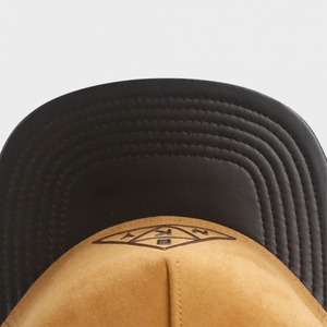 Casquette de baseball sportive style urbain en PVC 5 panneaux de la série Explosive – Casquette de basketball unisexe réglable en tissu de coton peigné pour toutes les saisons - Product Image 4