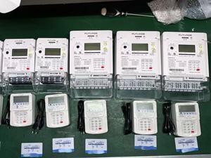 Futurise QPM16-3 Dreiphasiger Vierdraht-Smart-Prepaid-Energiezähler GPRS 1.0 Genauigkeit 100A Max Wasserdicht Analog-Digital-Anzeige - Product Image 5