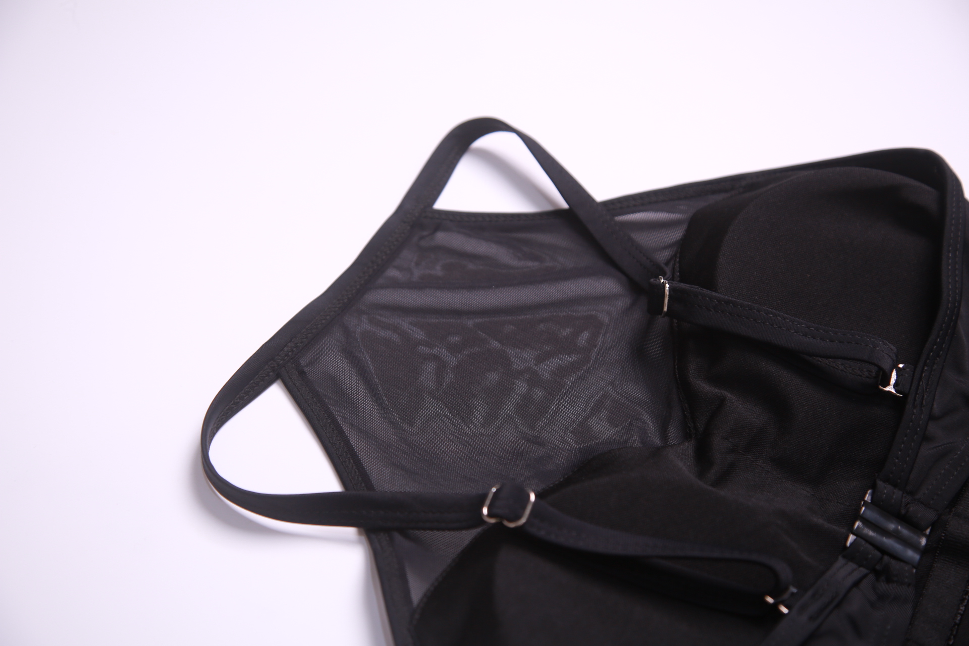 Summer fashion style Ladies sexy swimsuit one-piece halter swimwear