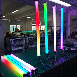 <span class=keywords><strong>Tube</strong></span> <span class=keywords><strong>LED</strong></span> Pixel 3D DMX 512 RGB pour Décoration de Noël, <span class=keywords><strong>Tube</strong></span> Pixel 360 Degrés, Barre Pixel IP65 Extérieur, <span class=keywords><strong>Tube</strong></span> Pixel sur Trépied 1M - Product Image 2