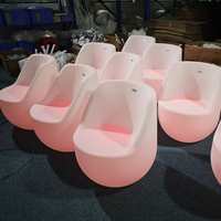 Tabouret de bar moderne en plastique rotomoulé résistant aux UV avec éclairage LED, certifié CE, pour bar à domicile, salle de sport, hôtel, pub