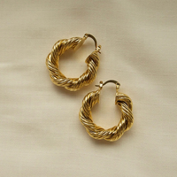Moda 30mm kalın büküm Hoop küpe 18K altın kaplama 316L paslanmaz çelik kalın bükülmüş örgülü kalın Hoop küpe kadınlar için