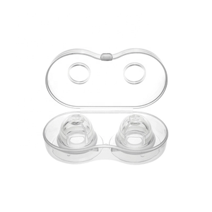Correcteur de mamelons en silicone pour mamelons plats ou inversés avec étui transparent - Product Image 6