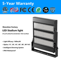 Projecteur LED pour stade ROMANSO Outdoor 200W 400W 600W 800W 1200W 192000LM IP66 160LM/W ETL CE 5000K Garantie 5 ans