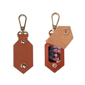 <b>Leather</b> photo clip <b>keychain</b>, DIY 1-inch photo album, Father's Day commemorative <b>keychain</b>. - Product Image 4