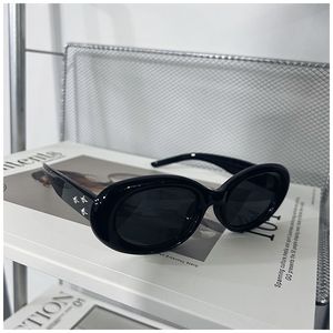 Gafas de Sol Ovaladas Vintage de Moda 2025 para Hombre y Mujer, Nuevo Diseño Moderno para Todo Tipo de Rostro, Gafas con Protección UV400 - Product Image 4