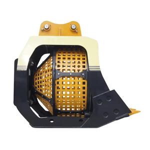 Godet de criblage rotatif hydraulique pour excavatrice de 1 à 40 tonnes - Product Image 2