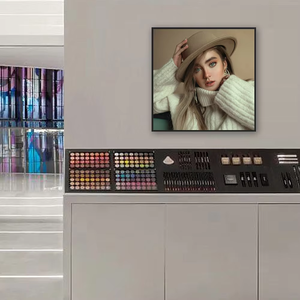 Marco de Fotos Digital de Madera, Tipo NFT, de 22/33.2 Pulgadas, Cuadrado, con Reproducción de Video y USB, para Galería de Arte - Product Image 2