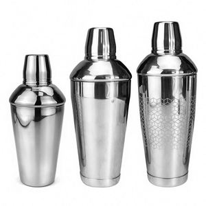 Shaker à cocktails 3 pièces en acier inoxydable 304 avec passoire intégrée et tasses doseuses, compatible avec les boîtes de 600/750/850 ml - Product Image 1