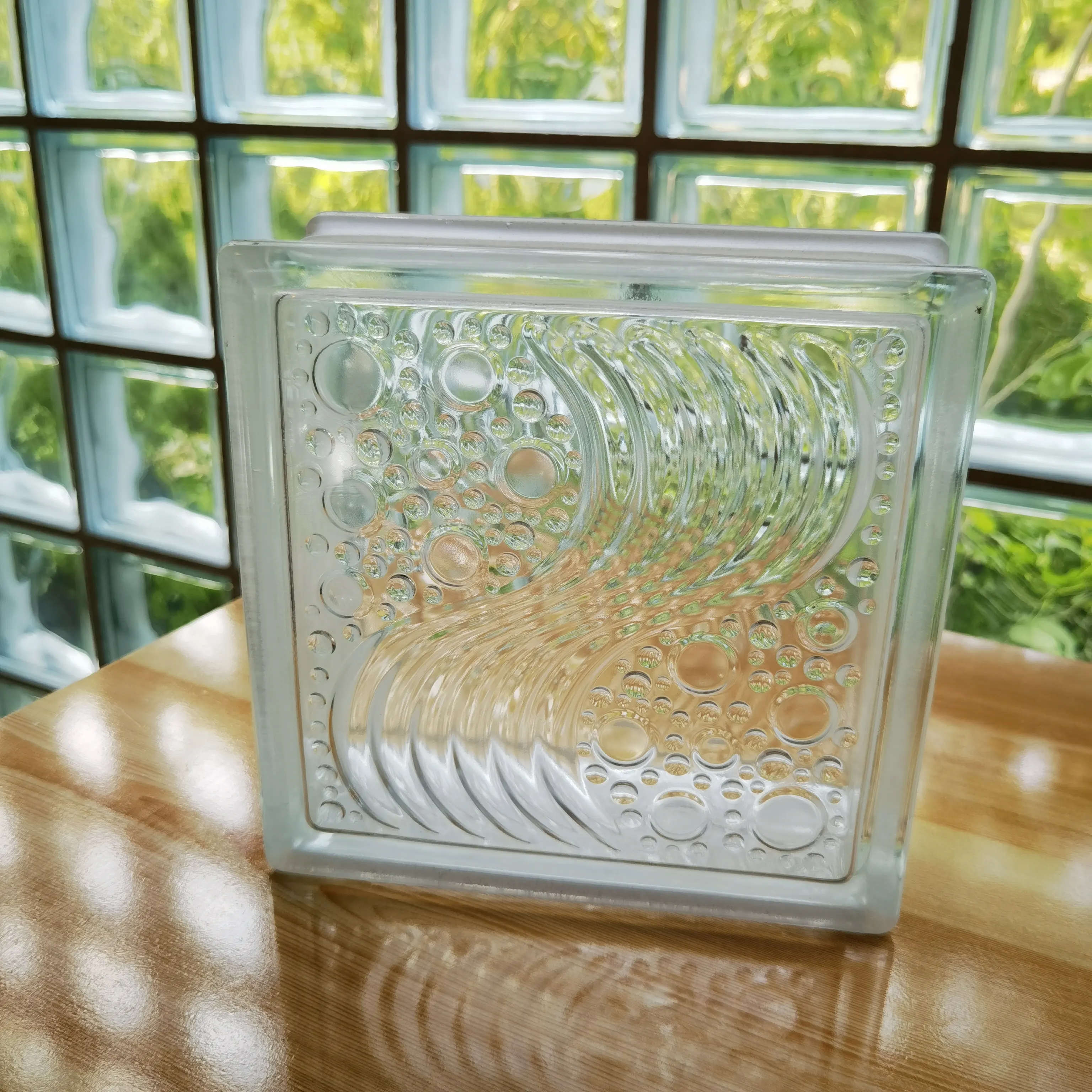 Blocco di vetro della decorazione di prezzo basso di alta qualità 190*190*80mm blocco di vetro del mattone con diverse dimensioni e design