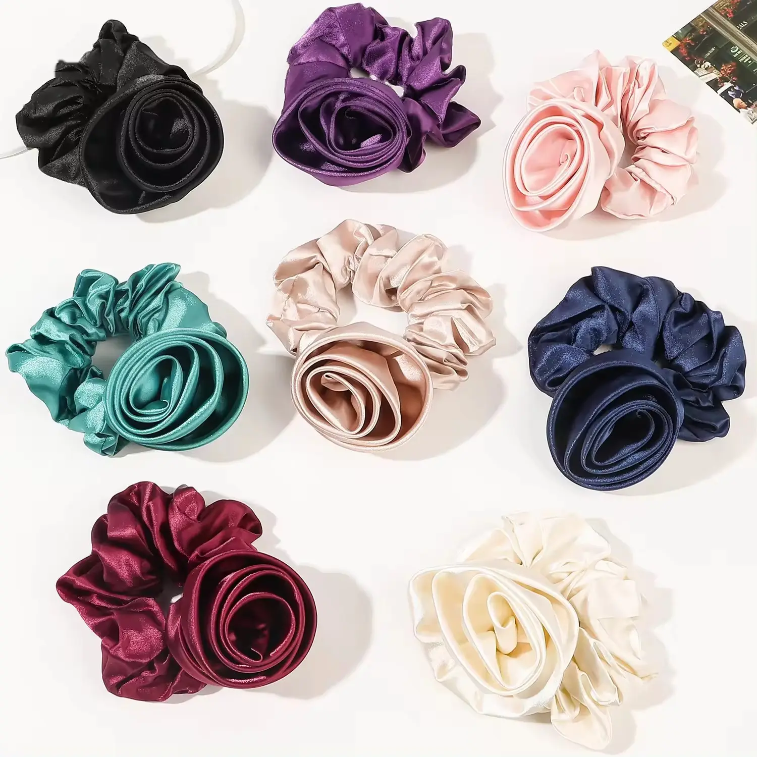 Q & Y Nieuwe Stijl Kleurrijke Luxe Handgemaakte Zijde Gevoel Satijn Roze Haar Stropdassen Grote Bloem Scrunchies Vrouwen Dame Elastische Haarband