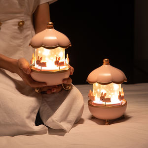 2025 nouveau Design projecteur <span class=keywords><strong>Rechargeable</strong></span> veilleuse 360 degrés rotatif romantique boîte à musique <span class=keywords><strong>lampe</strong></span> de Projection pour les cadeaux de vacances - Product Image 4